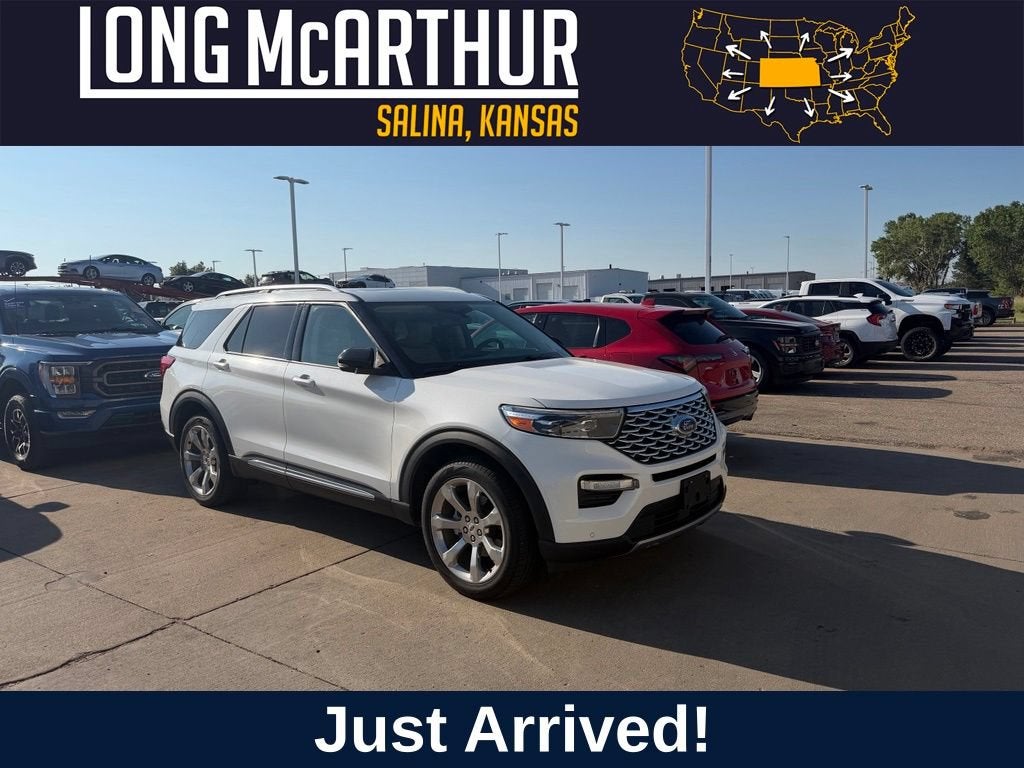 2020 Ford Explorer Platinum in Star White Metallic Tri-Coat — front three-quarter view
