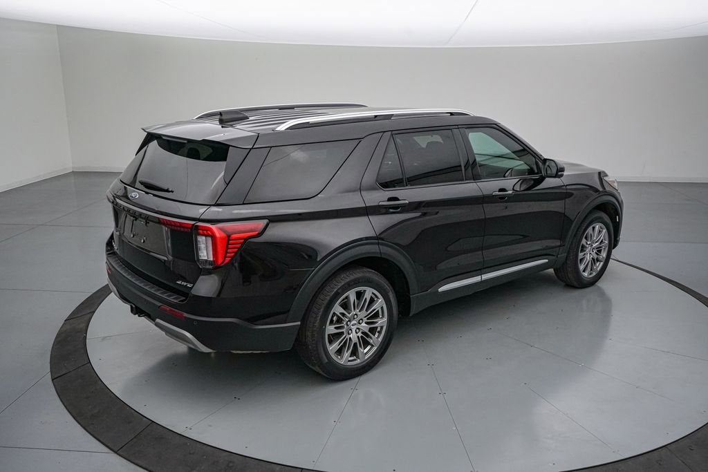 2025 Ford Explorer — detail view