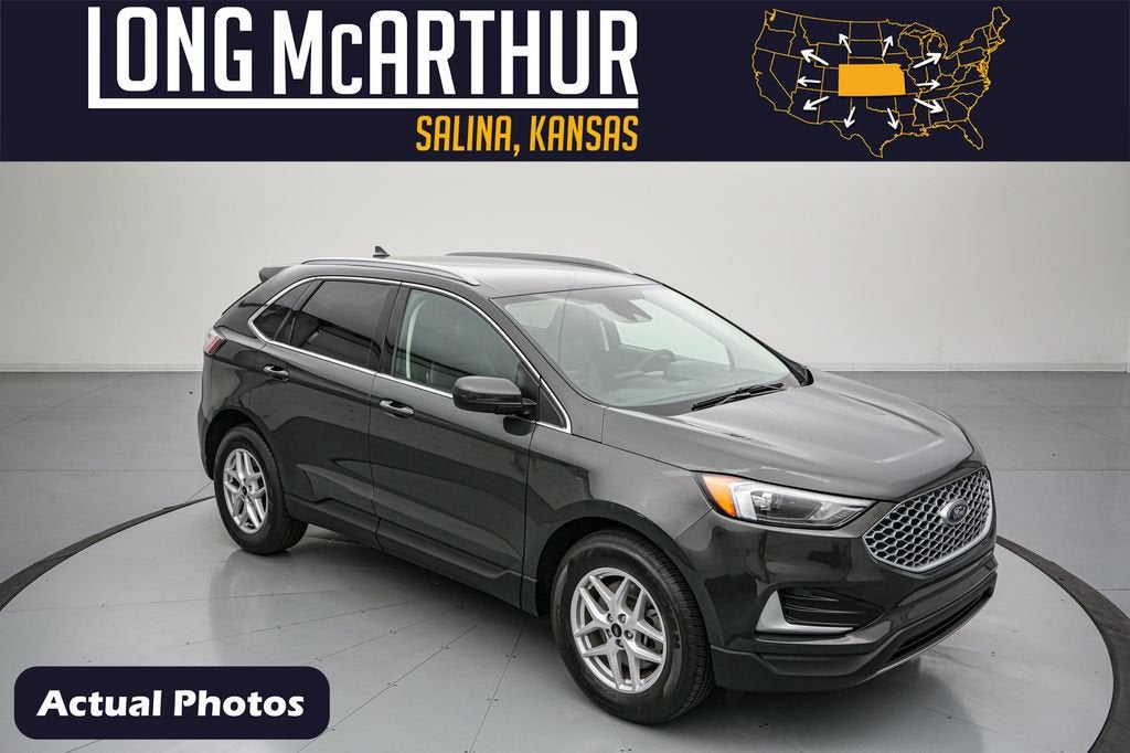 2023 Ford Edge SEL in Forged Green Metallic — front three-quarter view