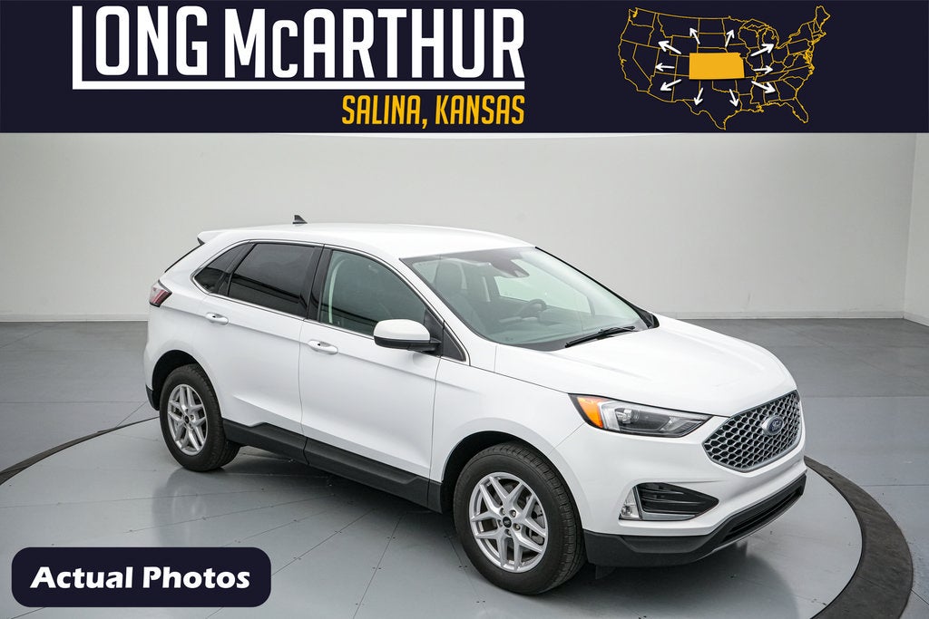 2024 Ford Edge SEL in Oxford White — front three-quarter view