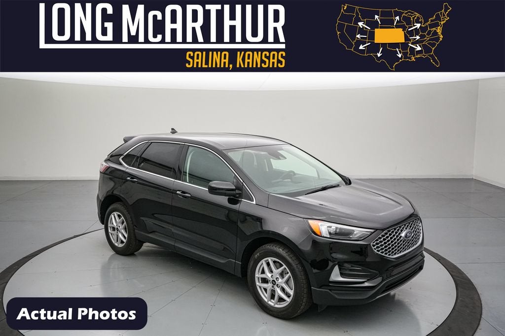 2024 Ford Edge SEL in Agate Black Metallic — front three-quarter view