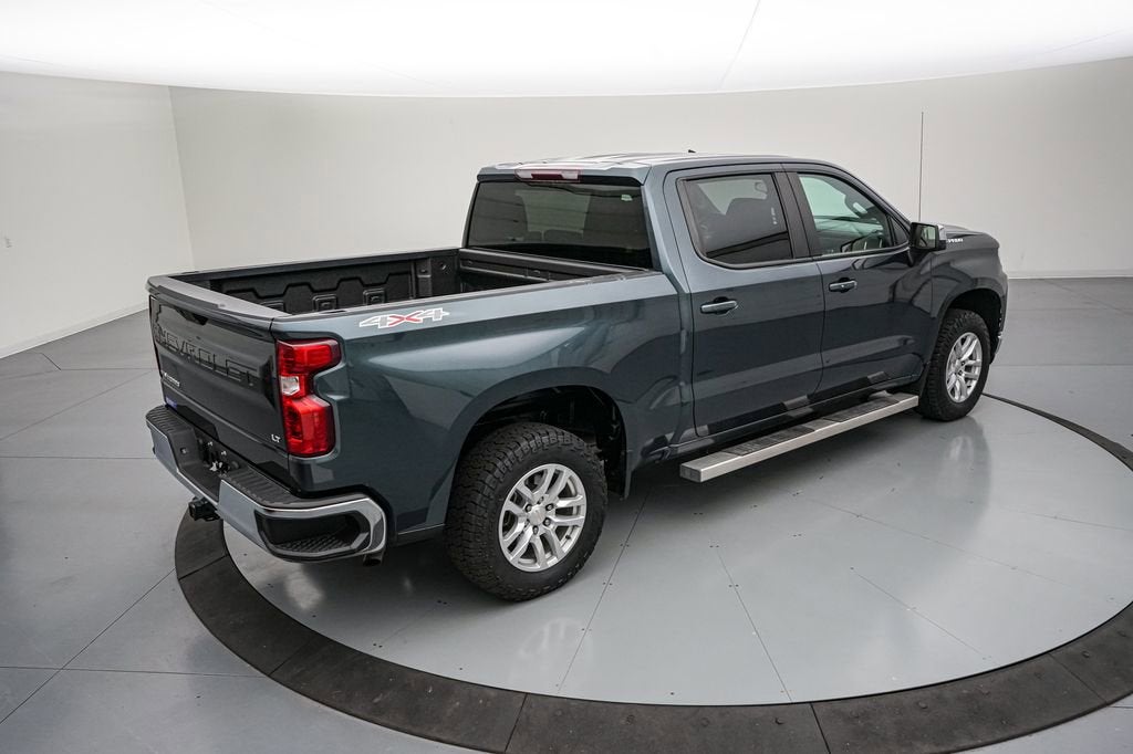 2021 Chevrolet Silverado 1500 — interior view