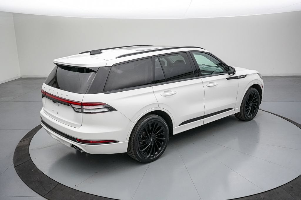 2025 Lincoln Aviator — interior view
