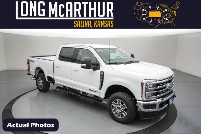2026 Ford Super Duty F-250 Lariat in Oxford White — front three-quarter view